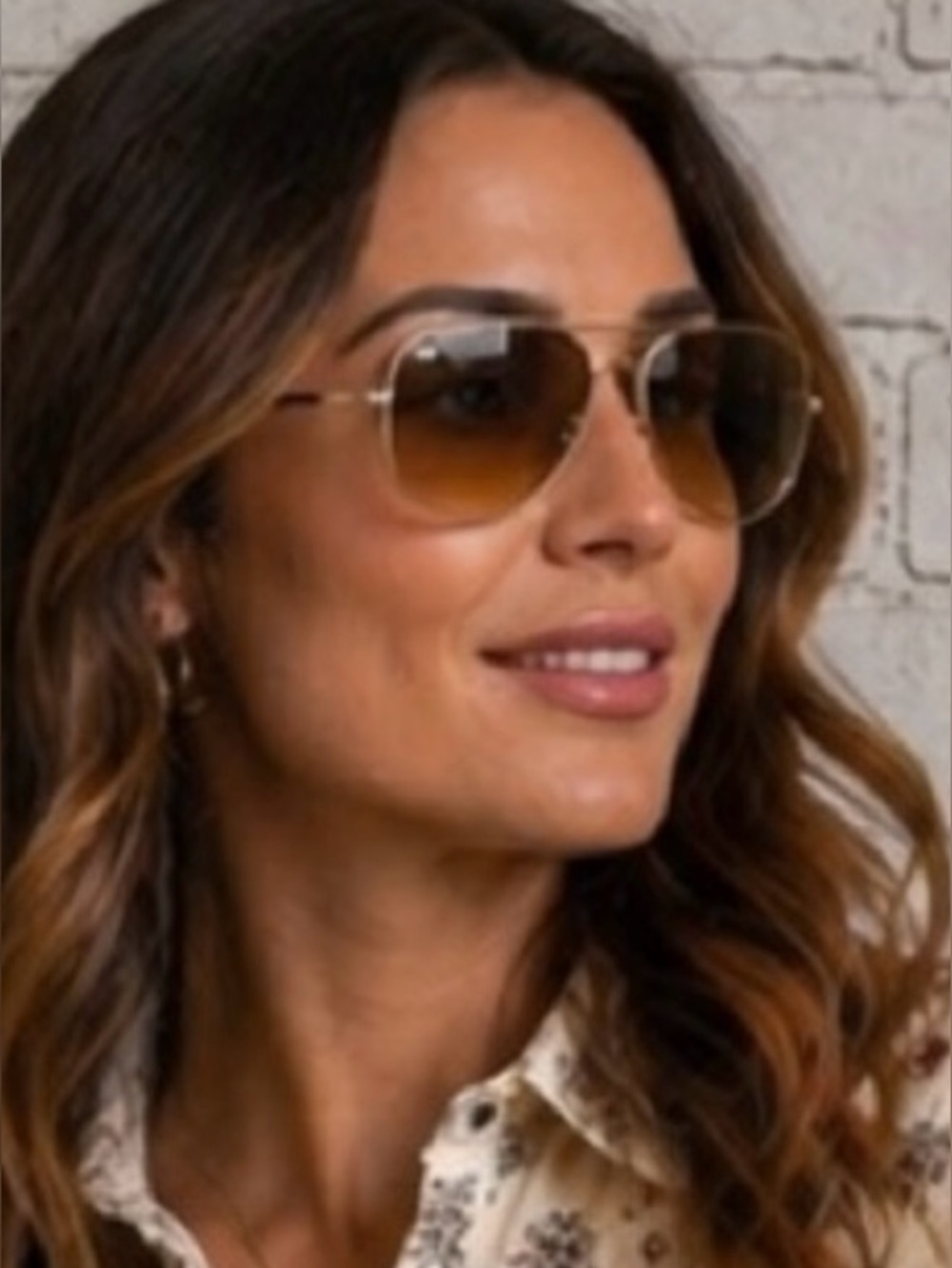 Vintage Fold 'N Zip Gold Tan Aviator Sunglasses & Brown zip Pouch Foldable